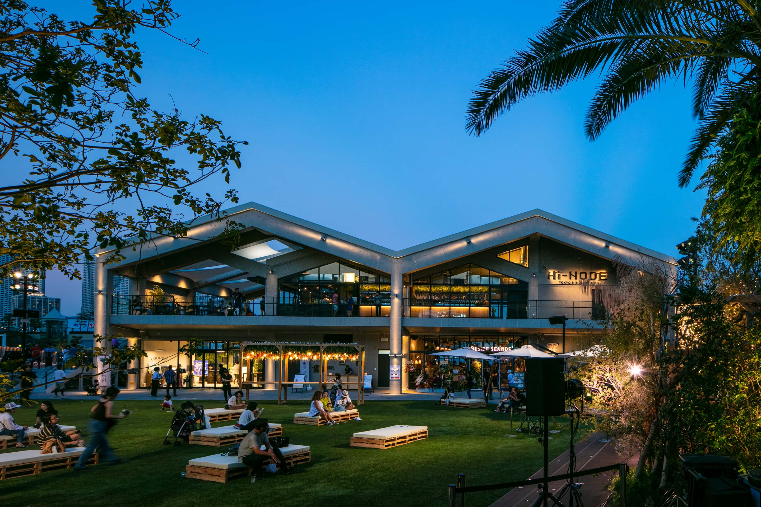 BLUE FRONT SHIBAURA撮影・ロケーション利用